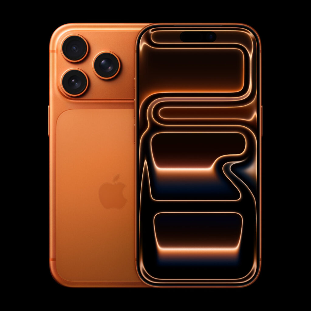 ภาพ iPhone 17 สีส้ม Cosmic Orange รุ่นใหม่ปี 2025 ดีไซน์บางเฉียบ